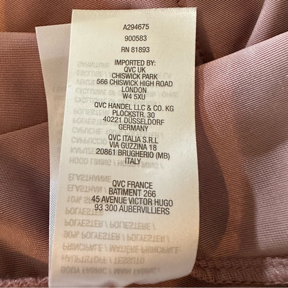 LOGO by Lori Goldstein Velvet Hoodie Vest - Picture 6 of 8